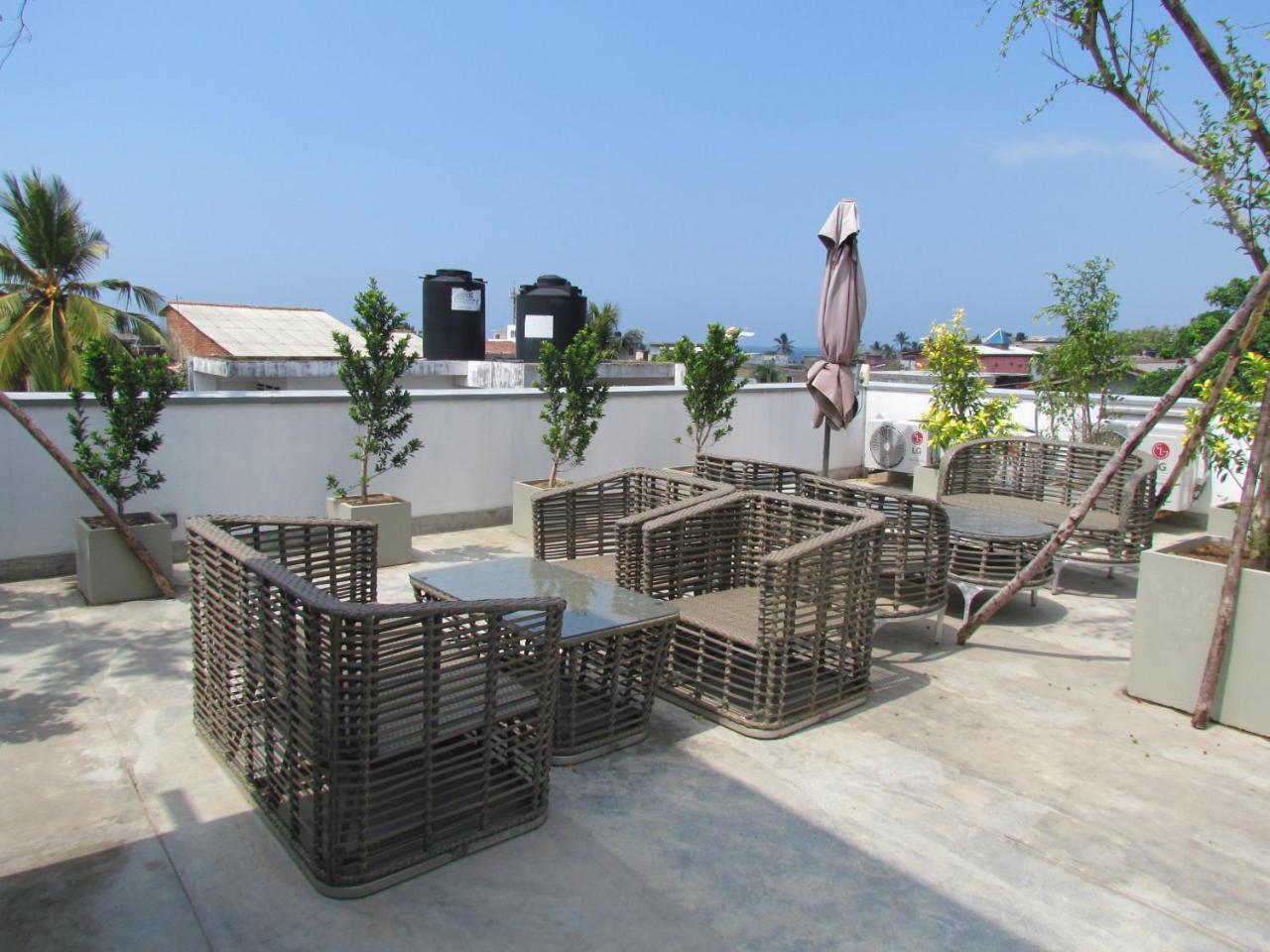 Kmc Villa Dehiwala-Mount Lavinia ภายนอก รูปภาพ